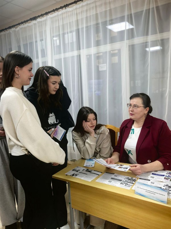 28-29 января 2026 года для учащихся 9-х и 11-х классов учреждений образования Березовского района и их законных представителей были организованы профориентационные мероприятия.